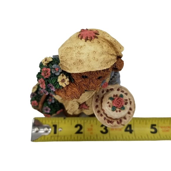 Vintage Gift Bear With Decorated Cake and Bouquet Of Flowers - Picture 7 of 7